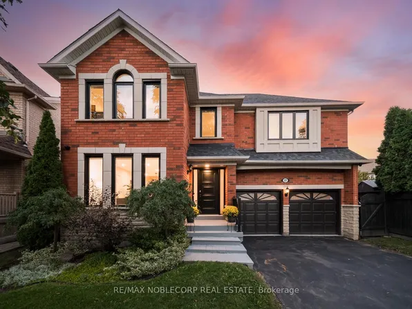 27 Treasure Rd, Vaughan, ON L6A 2Y7