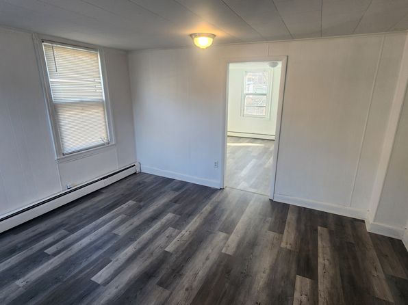 50 Temple St #2