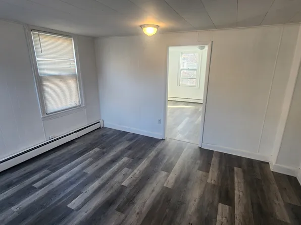 50 Temple St #2, Fredonia, NY 14063