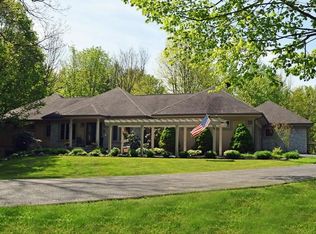 12399 Stafford Rd, Chagrin Falls, OH 44023