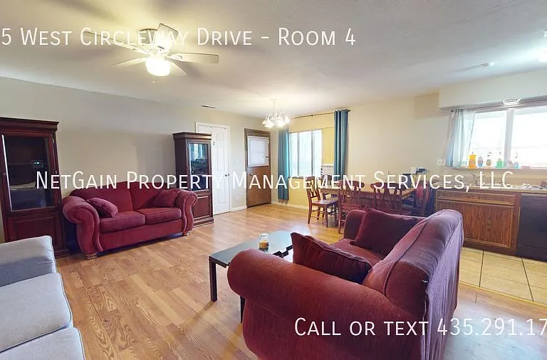 405 W Circleway Dr #4 — Photo 3