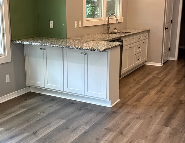 124 Melrose Cir — Photo 16
