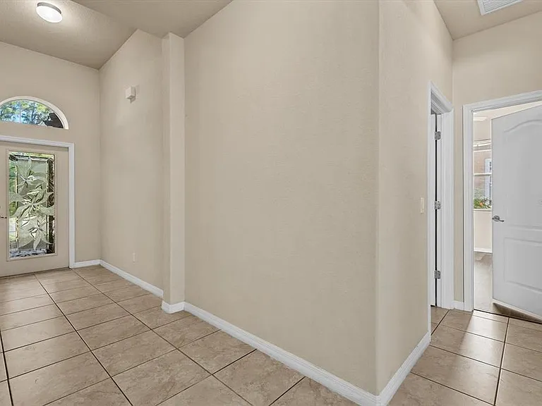 11711 Breadfruit Ln — Photo 3