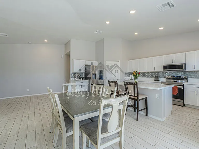 15908 W Ghost Ranch Rd — Photo 40