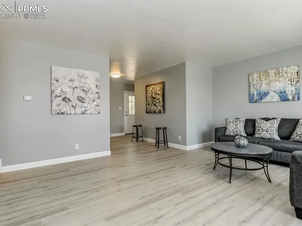 2702 E Bijou St, Colorado Springs, CO 80909