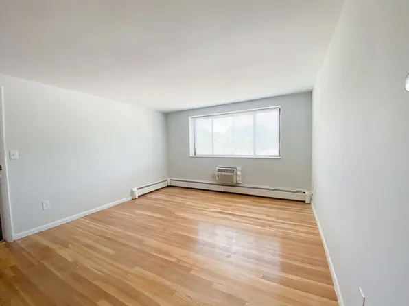 280 Hyde Park Ave APT 1, Jamaica Plain, MA 02130