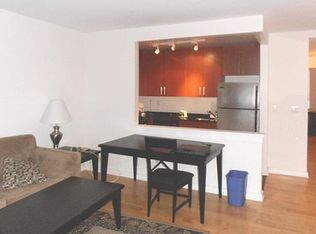 312 W 53rd St APT 4A, New York, NY 10019