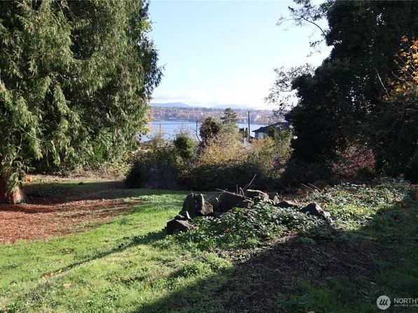 11000 Lotus Place S, Seattle, WA 98178