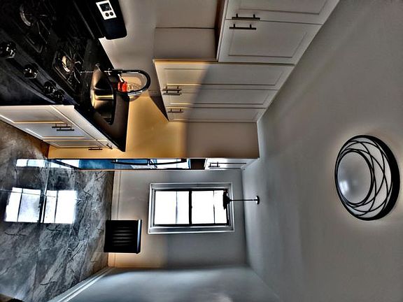 5th image of 2704 Ocean Ave APT C4