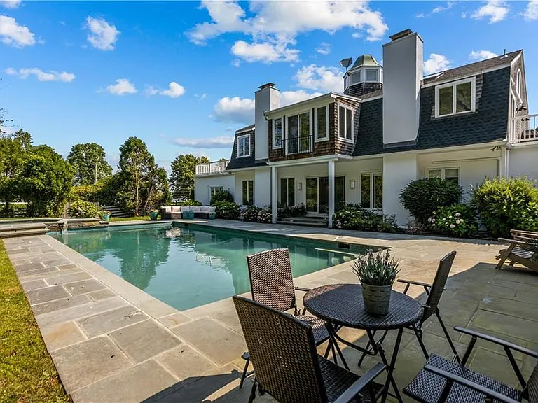1 Harbor View Dr — Photo 8