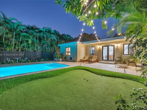 549 La Villa Dr, Miami Springs, FL 33166