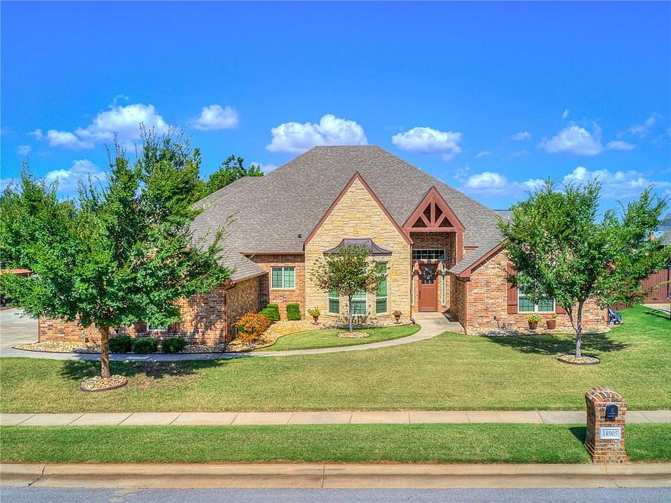 1st image of 18905 NW Chestnut Oak Dr