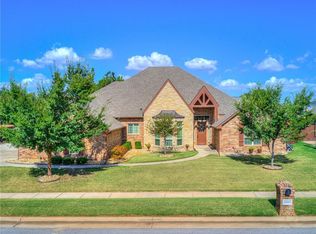 18905 NW Chestnut Oak Dr, Edmond, OK 73012