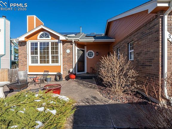 2nd image of 3842 Topsail Dr