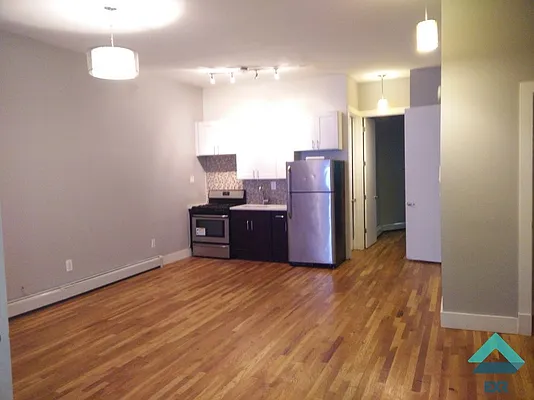 Rented by EXR | media 34