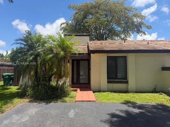 12737 SW 68th Ter, Miami, FL 33183