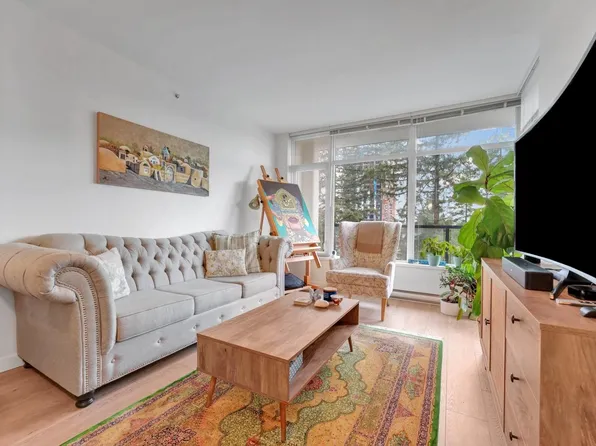 3080 Lincoln Ave #1106, Coquitlam, BC V3B 0L9