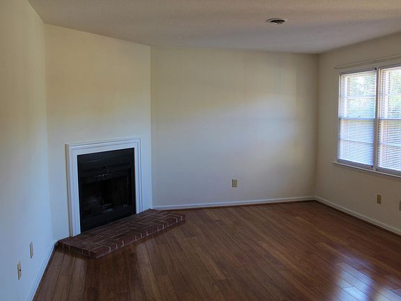 3rd image of 726 N 35th St #B