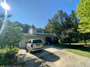7959 Hemlock Dr, Lakeport, MI 48059