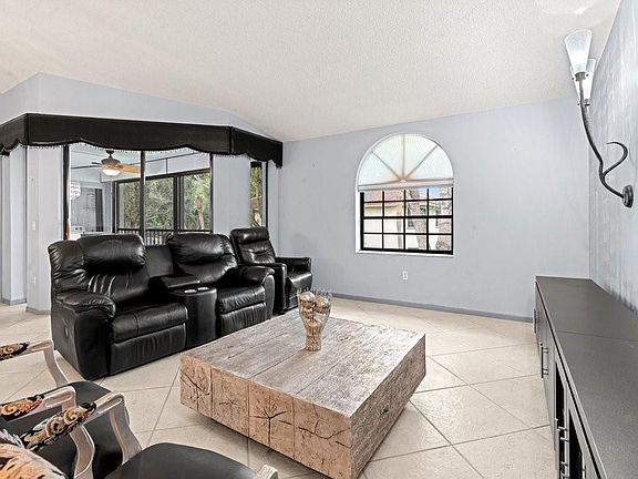 4th image of 5217 Brisata Circle #K