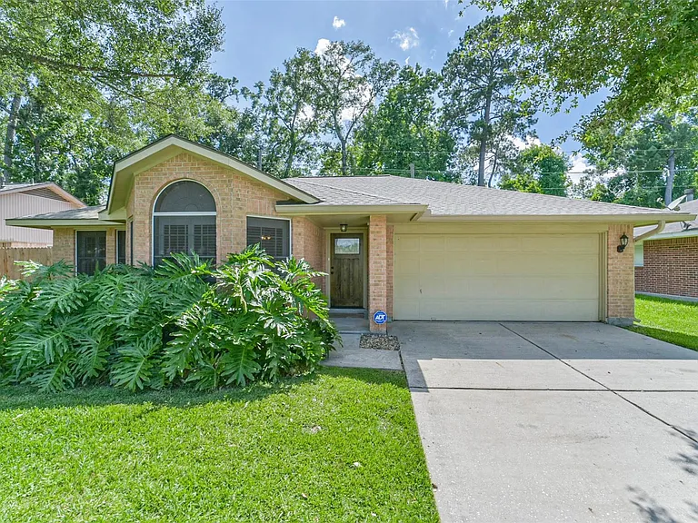 4111 Hermitage Hollow Ln — Photo 6