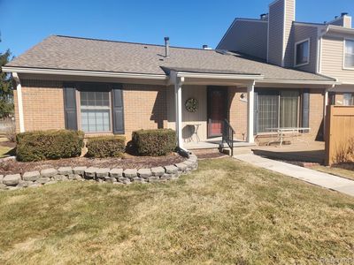 22200 Pondview, Novi, MI, 48375