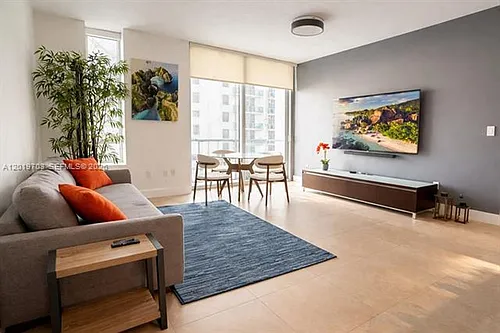 1050 Brickell Ave Photo 1