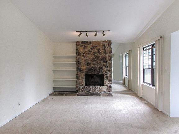 Living room and Fire place