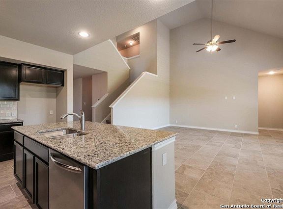 2nd image of 2738 Sueno Point