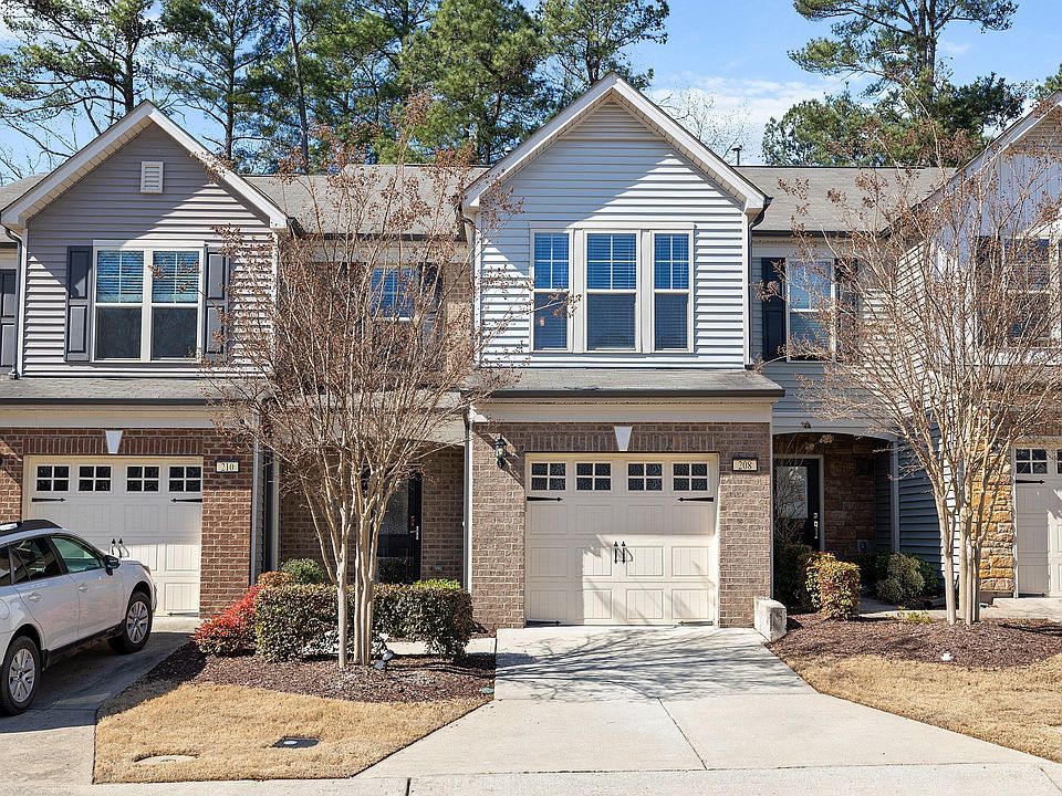 1st image of 208 Tuftin Dr