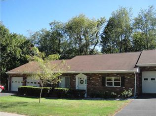 1055 Glade Dr, Kittanning, PA 16201