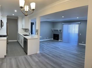 11156 Acama St APT 202, North Hollywood, CA 91602