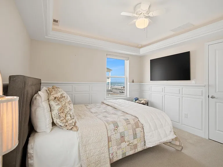 815 E Brigantine Ave #7 — Photo 20