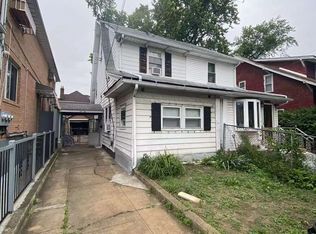 14609 Holly Ave, Flushing, NY 11355