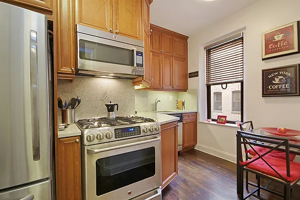 Sold by Corcoran | media 21