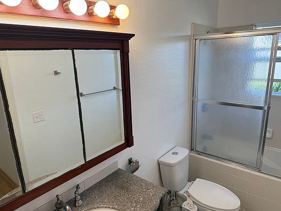 5th image of 158 National St