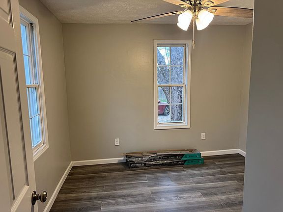 4th image of 2641 Slate Branch Rd
