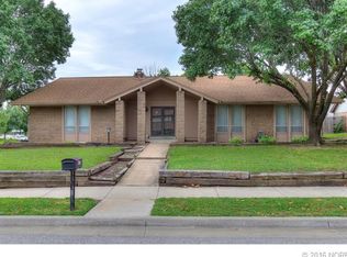 7038 E 48th St S, Tulsa, OK 74145