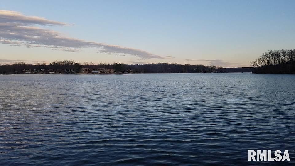 1st image of 1115 Lakeshore Dr N
