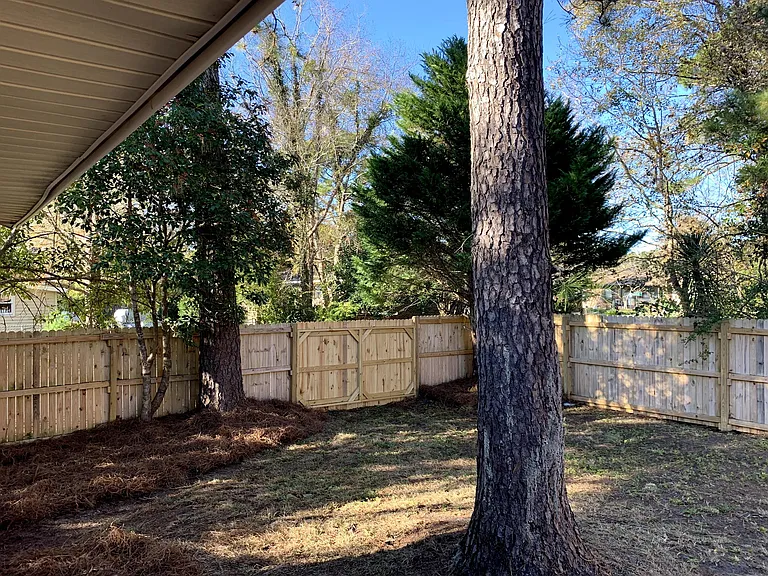 625 Rusty Rd — Photo 25