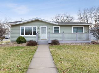 3802 Center Point Rd NE, Cedar Rapids, IA 52402