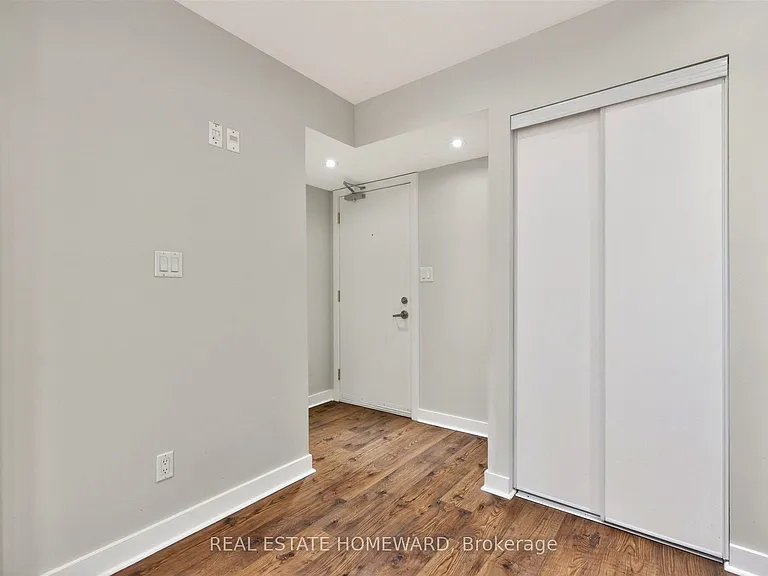21 Earl St #115 — Photo 20