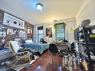 Rented by Doorway NYC, LLC