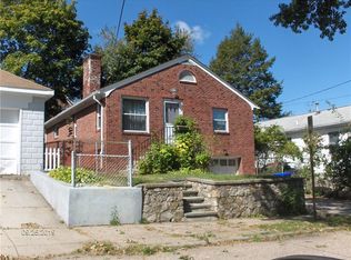 46 Durham St, Providence, RI 02908