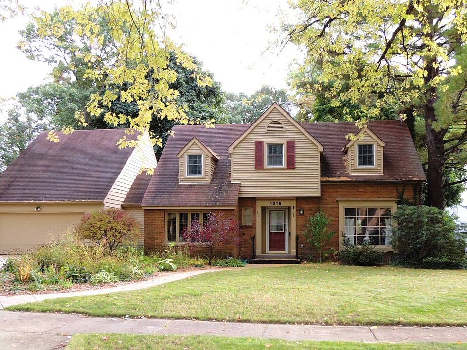 1st image of 1016 Lakeway Ave
