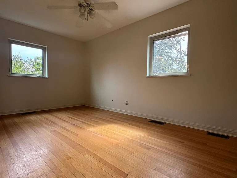 660 S Alcott St — Photo 14