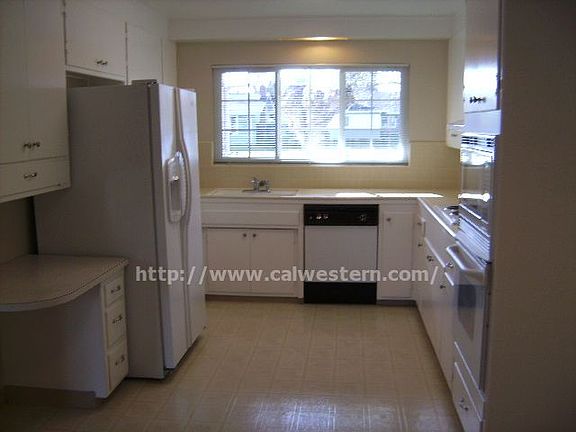 5th image of 924 Brentwood Dr