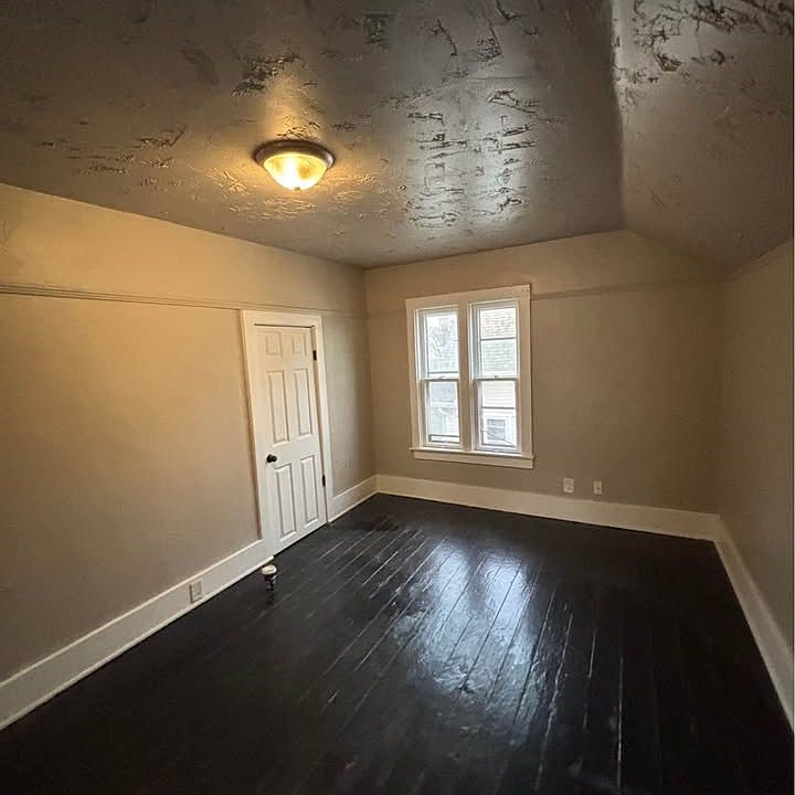 1st image of 347 W 14th Ave #A