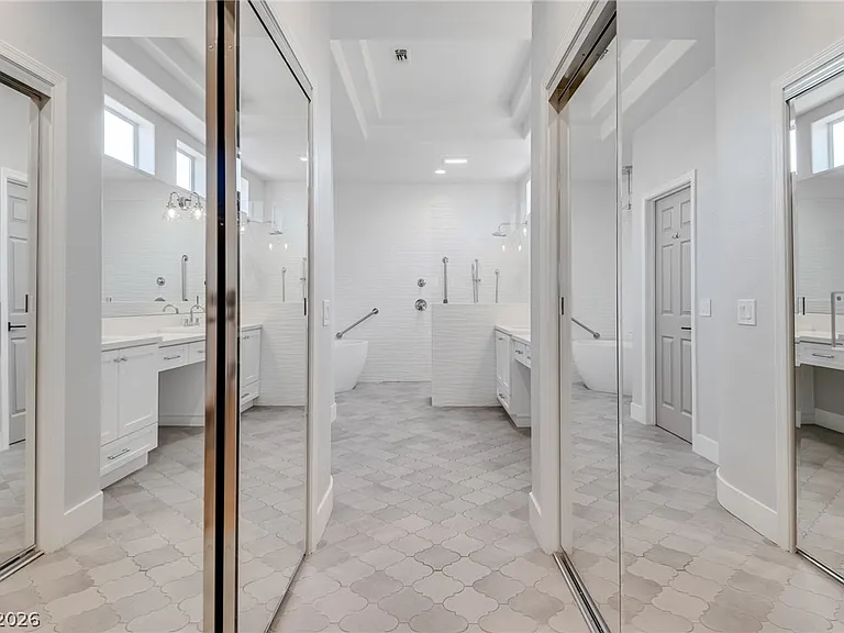 2508 Sandilands Dr — Photo 24