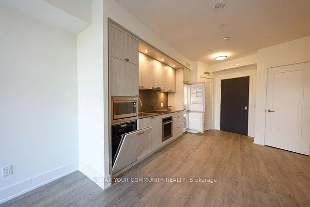 259 The Kingsway #428 — Photo 29